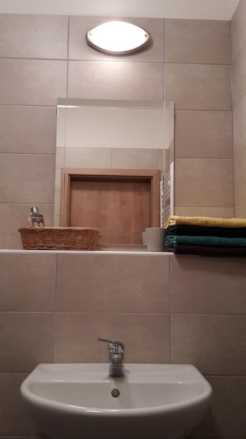 Pod Kralicim Vrchem Appartement Milovice  Buitenkant foto
